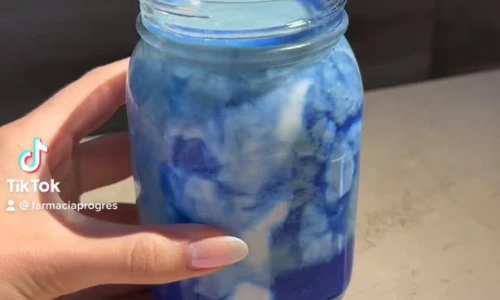 BLUE Smoothie con Unique Green Collagen y plátano | UNIQUE
